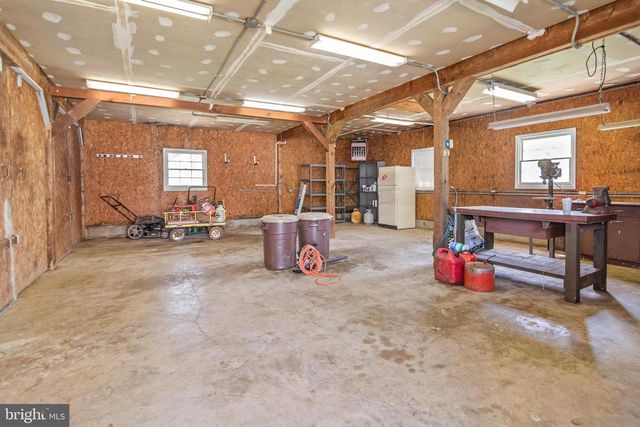 22539 INDIAN POINT RD, Bozman, MD 21612