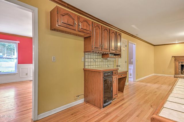 332 Chesterfield Drive, Kingsport, TN 37663