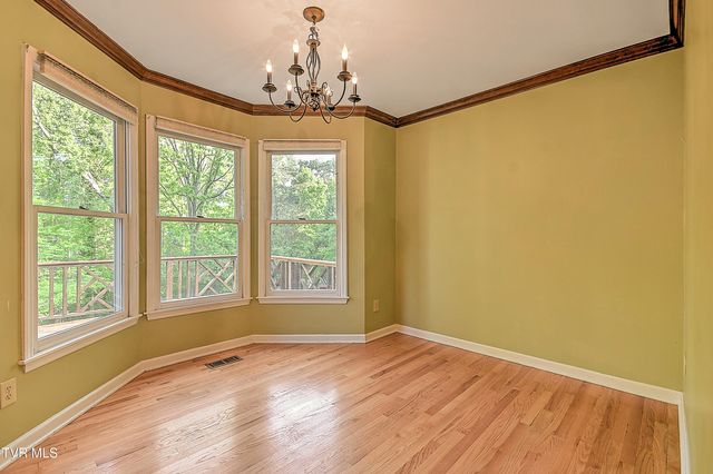 332 Chesterfield Drive, Kingsport, TN 37663