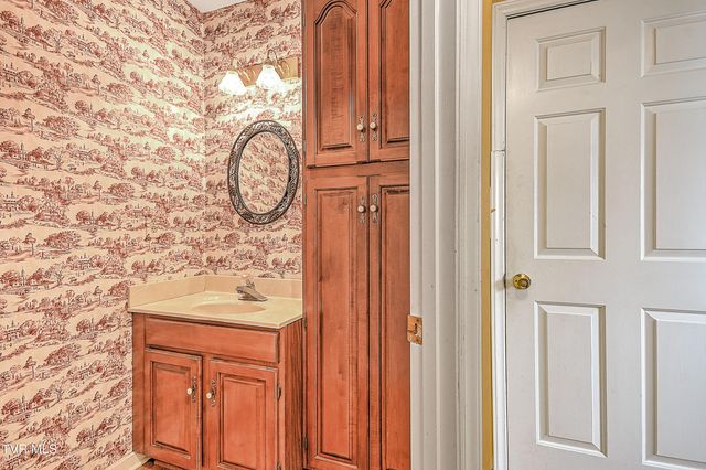 332 Chesterfield Drive, Kingsport, TN 37663