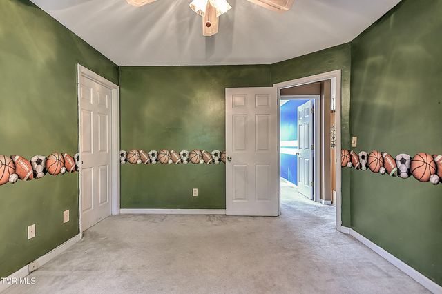 332 Chesterfield Drive, Kingsport, TN 37663