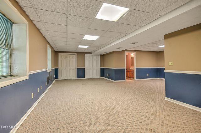 332 Chesterfield Drive, Kingsport, TN 37663