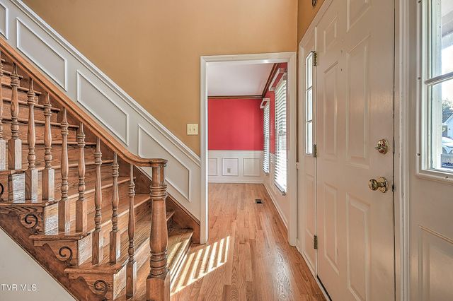 332 Chesterfield Drive, Kingsport, TN 37663