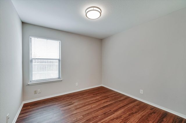 214 Calixto CT, San Marcos, TX 78666