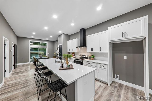 2925 Lafayette Avenue, St Louis, MO 63104