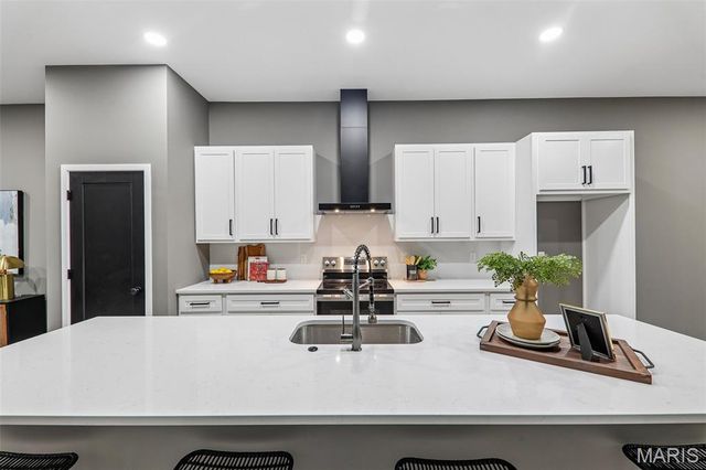 2925 Lafayette Avenue, St Louis, MO 63104