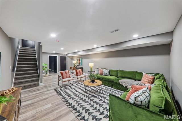 2925 Lafayette Avenue, St Louis, MO 63104