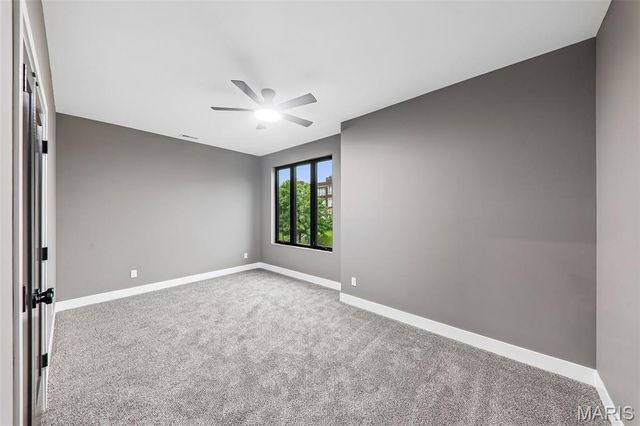 2925 Lafayette Avenue, St Louis, MO 63104