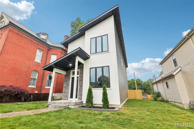 2925 Lafayette Avenue, St Louis, MO 63104