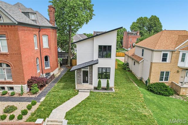 2925 Lafayette Avenue, St Louis, MO 63104