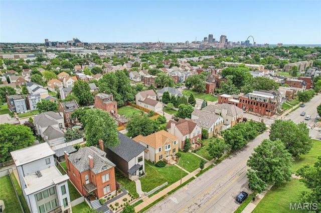 2925 Lafayette Avenue, St Louis, MO 63104