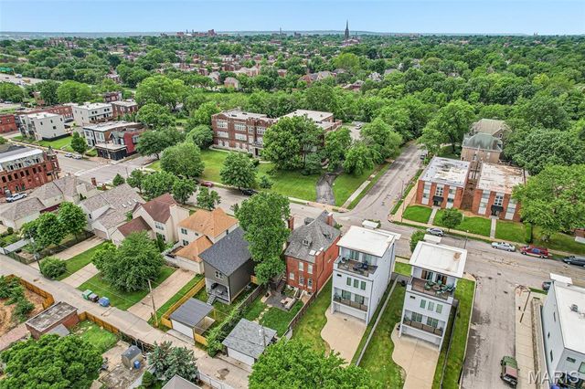 2925 Lafayette Avenue, St Louis, MO 63104