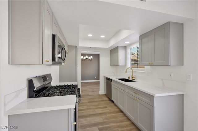 3870 East Gowan Road, Las Vegas, NV 89115