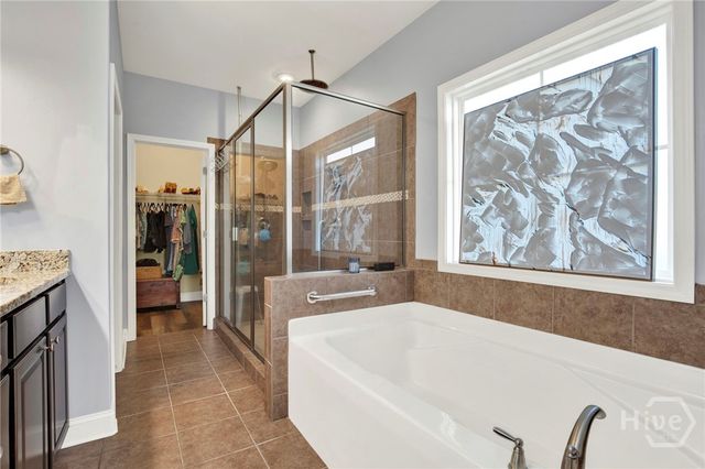 2002 Woodside Crossing, Savannah, GA 31405