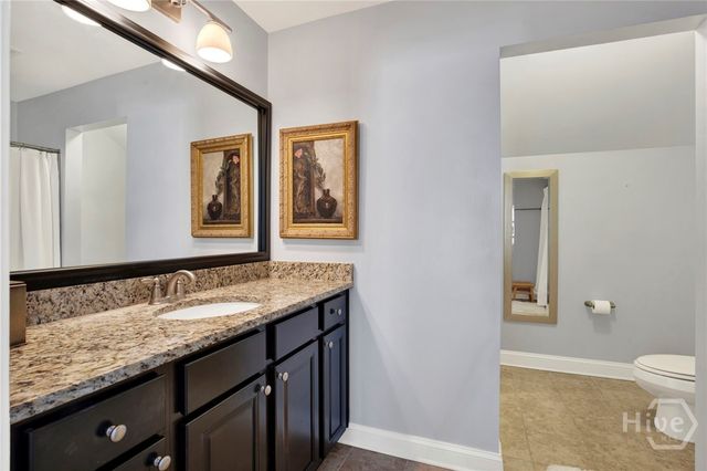 2002 Woodside Crossing, Savannah, GA 31405