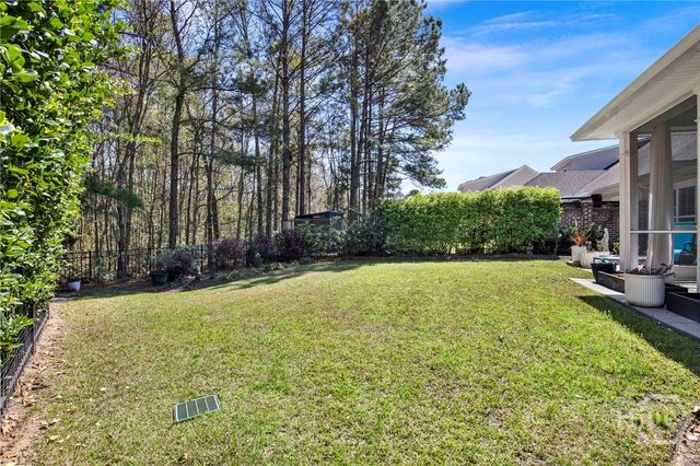 2002 Woodside Crossing, Savannah, GA 31405