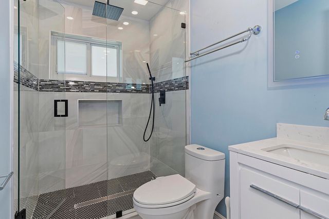 1580 NE 34th Street, Oakland Park, FL 33334