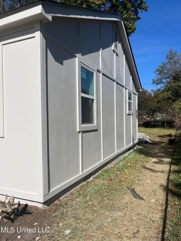 333 Spruce Street, Clarksdale, MS 38614