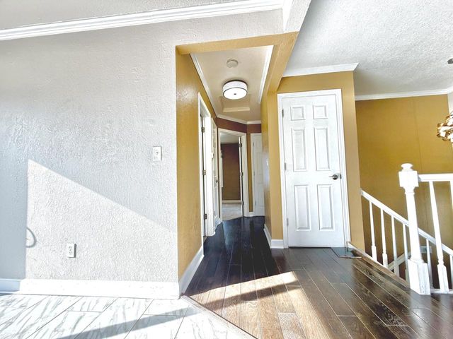 8885 N 70th STREET, Milwaukee, WI 53223