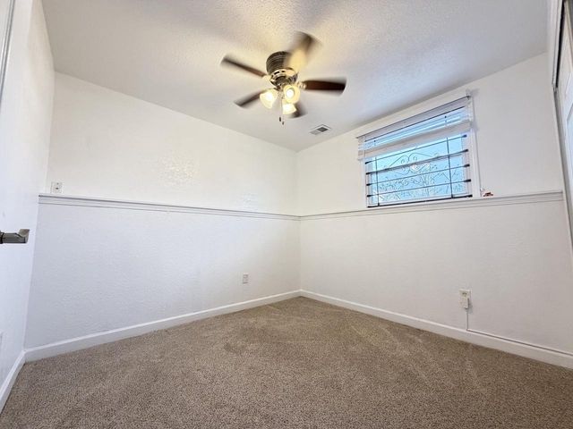 8885 N 70th STREET, Milwaukee, WI 53223