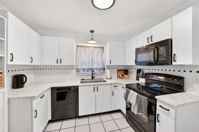1086 MARTIN BOULEVARD, Orlando, FL 32825