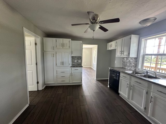 6178 North State Highway 125, Strafford, MO 65757