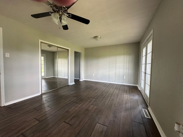 6178 North State Highway 125, Strafford, MO 65757
