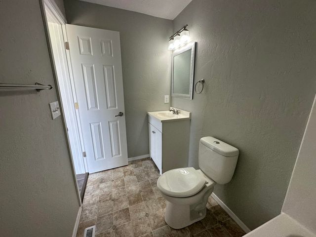 6178 North State Highway 125, Strafford, MO 65757