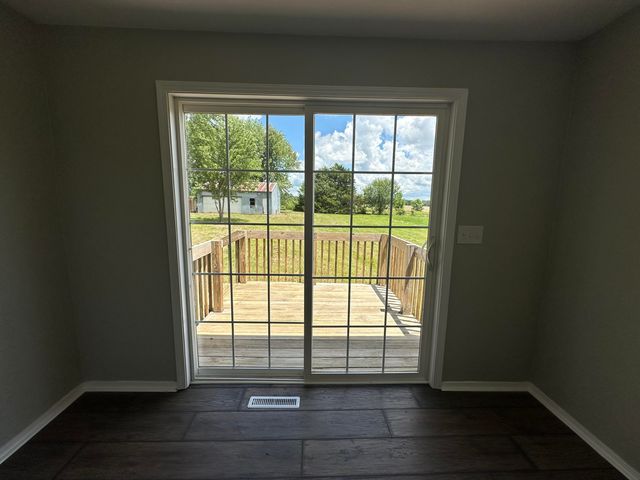 6178 North State Highway 125, Strafford, MO 65757
