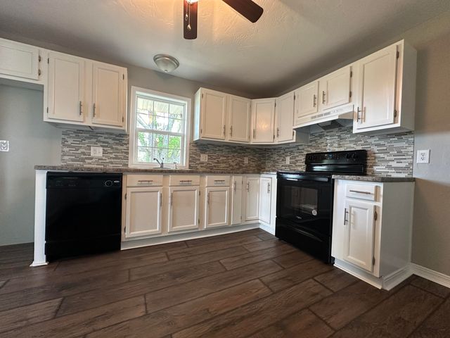 6178 North State Highway 125, Strafford, MO 65757