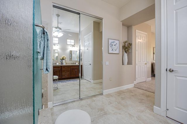 955 Yosemite Ln, Lincoln, CA 95648