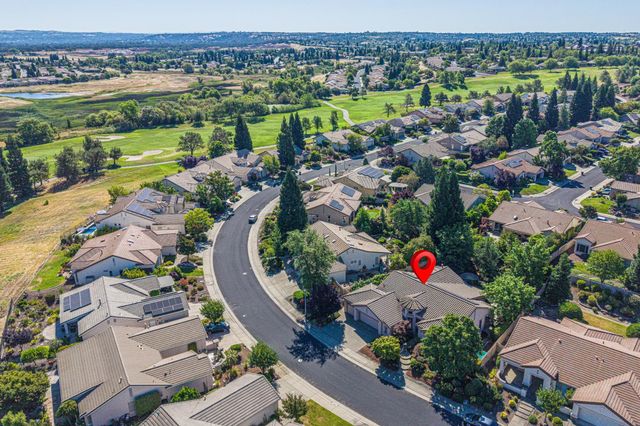955 Yosemite Ln, Lincoln, CA 95648