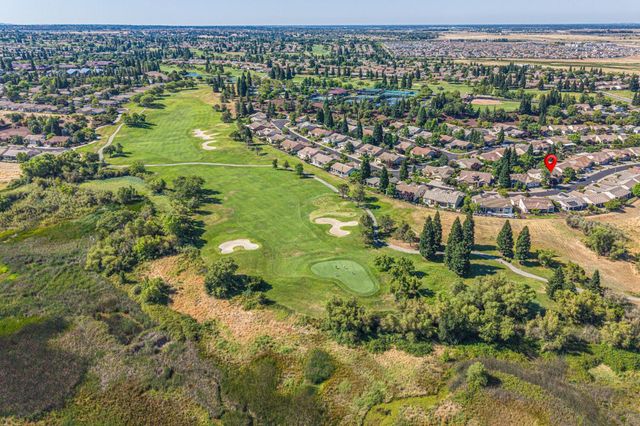 955 Yosemite Ln, Lincoln, CA 95648
