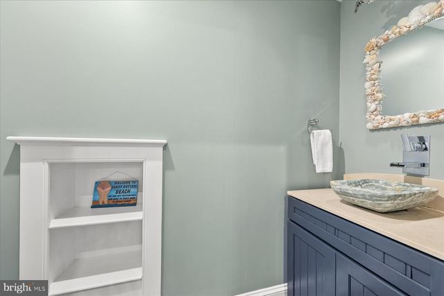 200 LAUREL ST, Rehoboth Beach, DE 19971