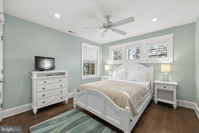 200 LAUREL ST, Rehoboth Beach, DE 19971