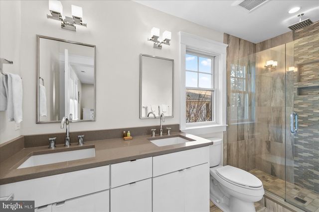 200 LAUREL ST, Rehoboth Beach, DE 19971