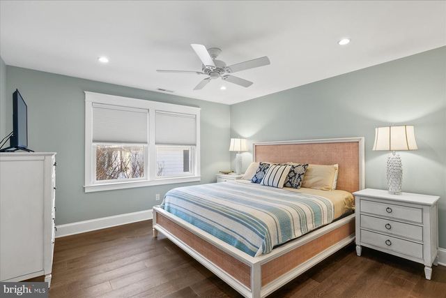 200 LAUREL ST, Rehoboth Beach, DE 19971