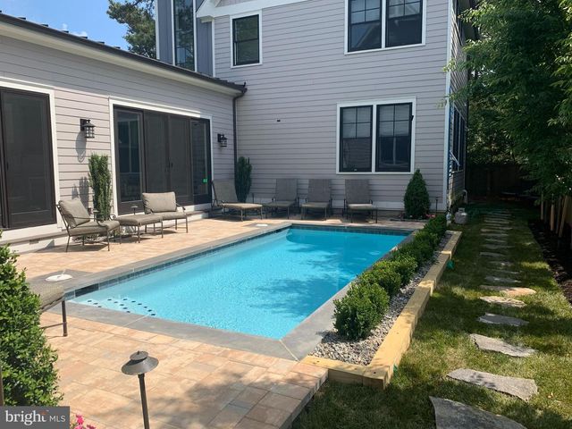 200 LAUREL ST, Rehoboth Beach, DE 19971