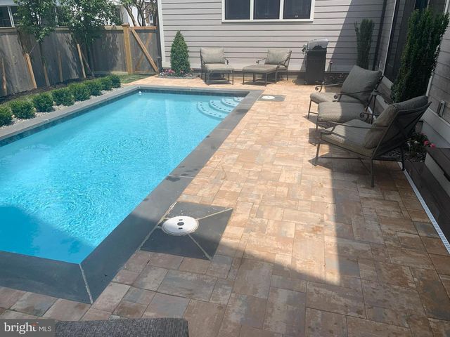 200 LAUREL ST, Rehoboth Beach, DE 19971