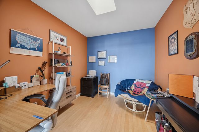 7757 VAN BUREN Street 506, Forest Park, IL 60130