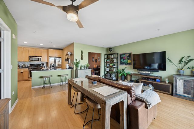 7757 VAN BUREN Street 506, Forest Park, IL 60130