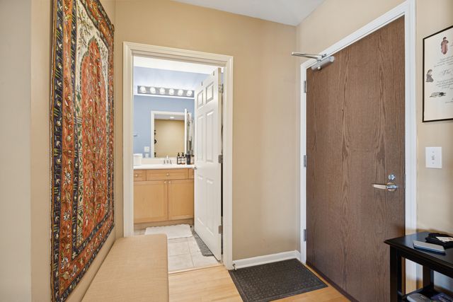 7757 VAN BUREN Street 506, Forest Park, IL 60130