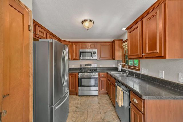 N72W14274 Good Hope ROAD, Menomonee Falls, WI 53051