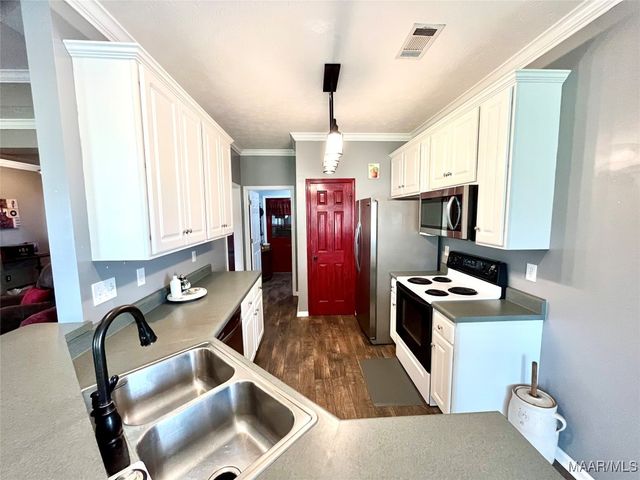 1325 Hidden Ridge, Montgomery, AL 36117