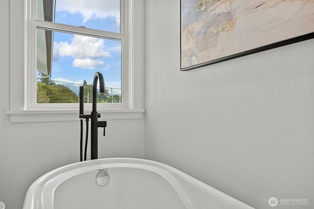 33400 SE 44th Place, Fall City, WA 98024