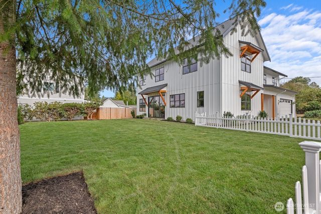 33400 SE 44th Place, Fall City, WA 98024