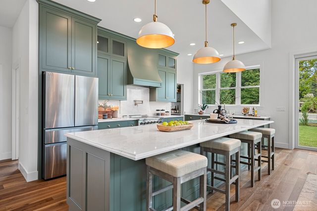 33400 SE 44th Place, Fall City, WA 98024