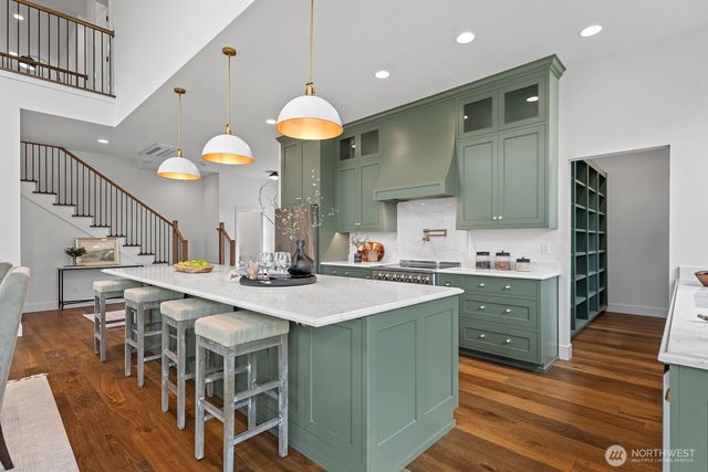 33400 SE 44th Place, Fall City, WA 98024