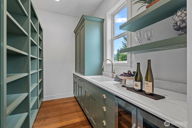 33400 SE 44th Place, Fall City, WA 98024