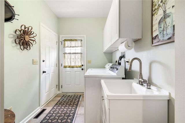 1880 Hamilton Drive, Lower Milford Twp, PA 18036